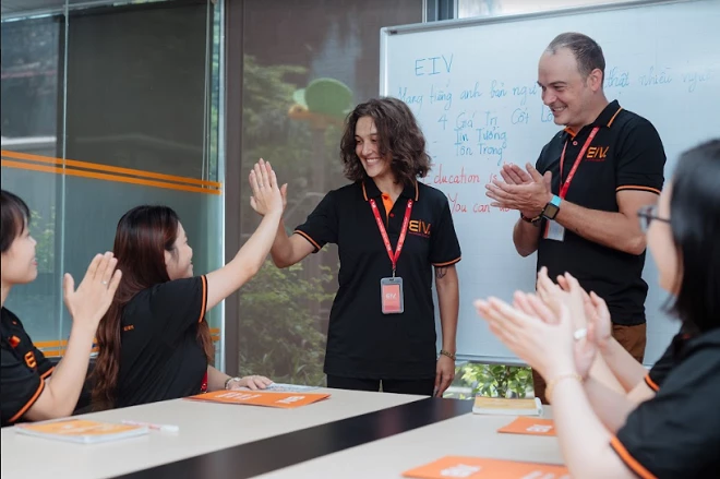 Trung tâm Anh ngữ cho doanh nghiệp EIV Education tại Hà Nội
