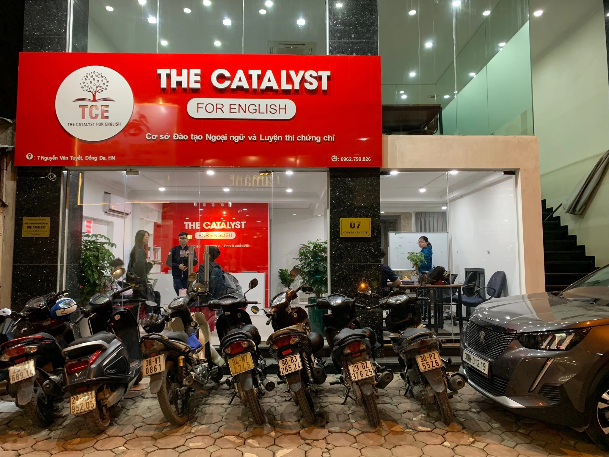 The Catalyst for English quận Đống Đa