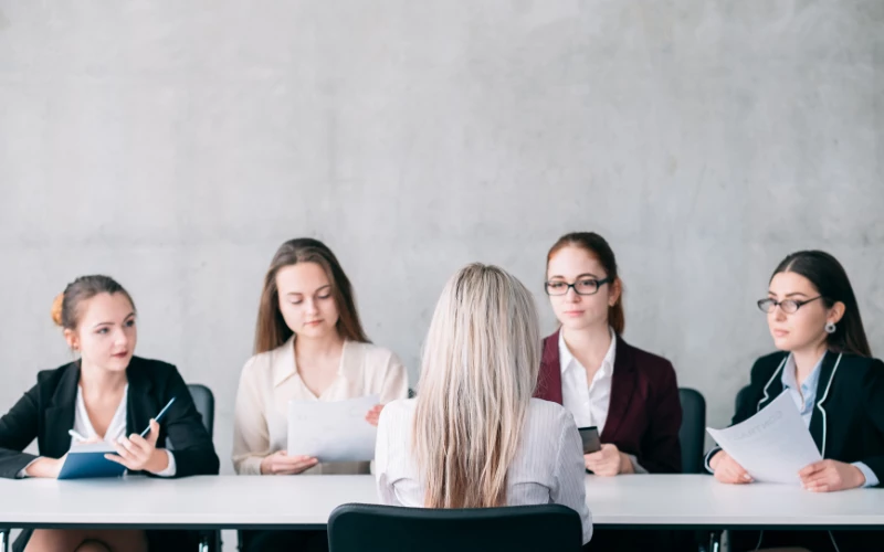 Cách trả lời khi phỏng vấn tiếng Anh ngành khách sạn