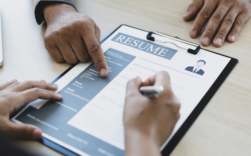 hướng dẫn viết hoạt động ngoại khóa trong CV tiếng Anh chuẩn