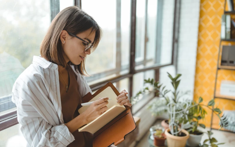 Tìm thời gian và địa điểm tốt nhất để luyện viết