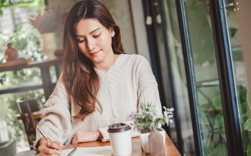 Luyện kỹ năng Writing trong lộ trình học IELTS từ 0 đến 4.0