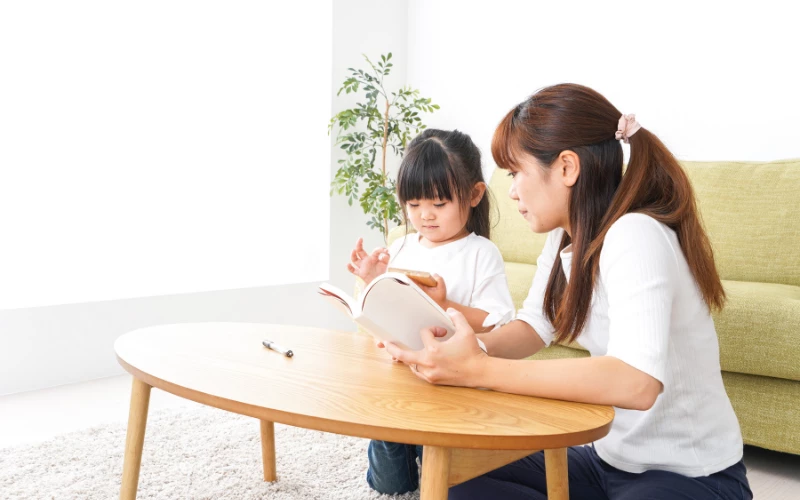 Tạo môi trường giao tiếp tiếng Anh cho trẻ