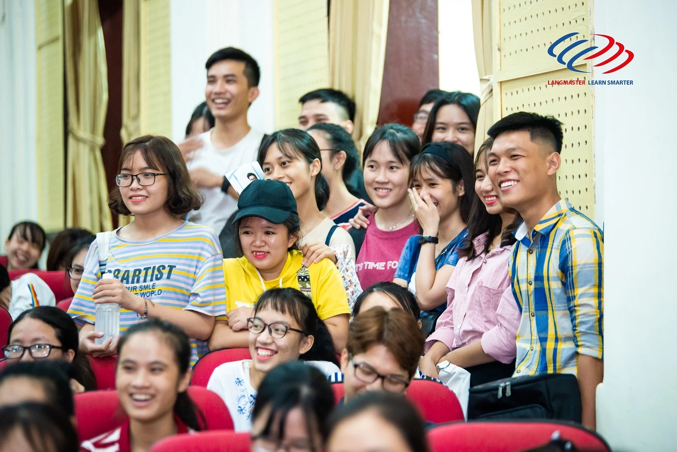 [Hành trang tân sinh viên] Hội thảo làm việc nhóm và quản lý thời gian cùng TS. Lê Thẩm Dương