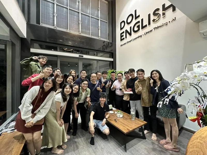 trung tâm tiếng Anh cho người đi làm tốt nhất DOL English
