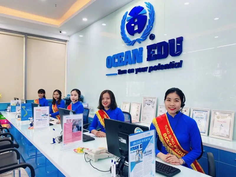 trung tâm tiếng Anh cho người đi làm tốt nhất Ocean Edu