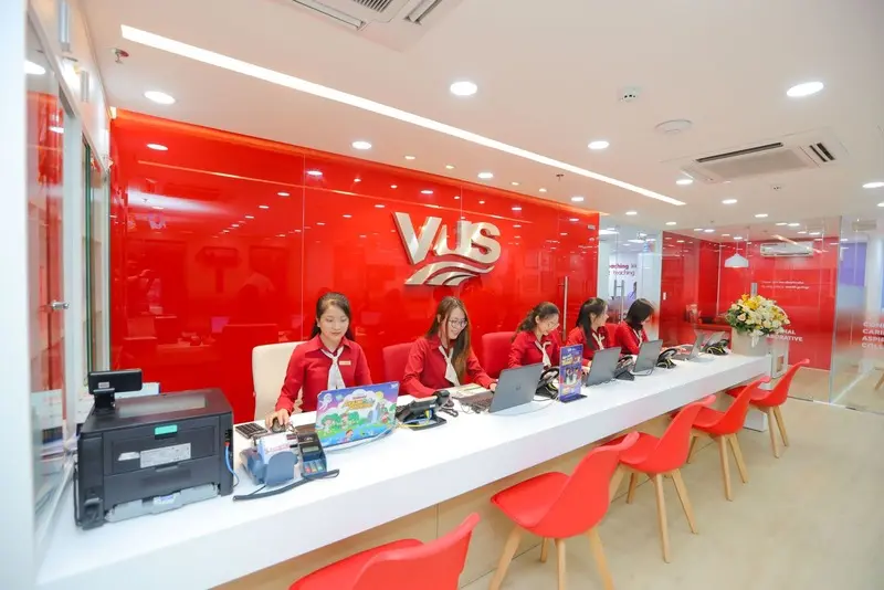 trung tâm tiếng anh cho người đi làm uy tín VUS