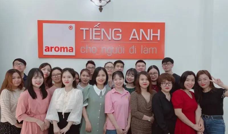 trung tâm tiếng anh uy tín cho người đi làm Aroma English