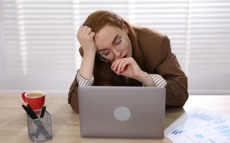 Đề bài IELTS READING PASSAGE 3: Yawning