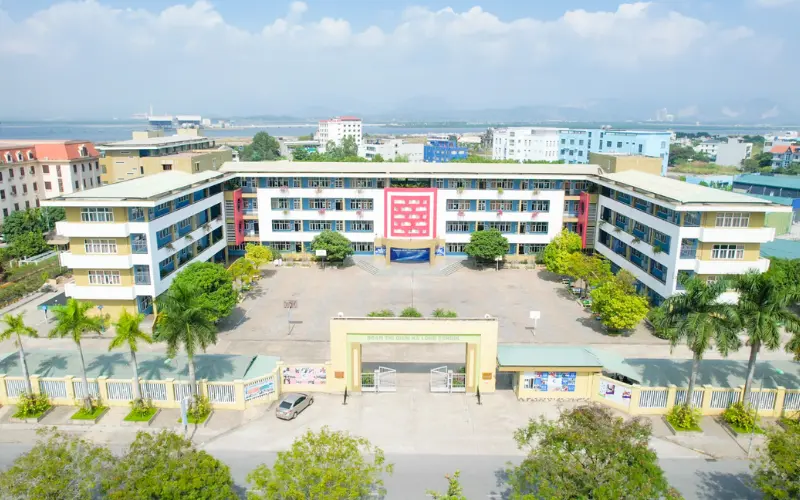 Trường THPT Đoàn Thị Điểm