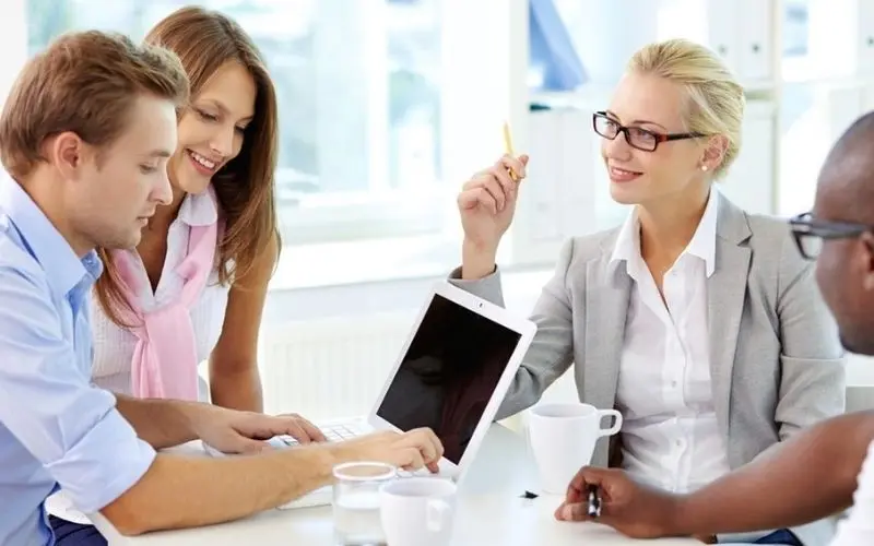 Xây dựng nền tảng tiếng Anh giao tiếp trước