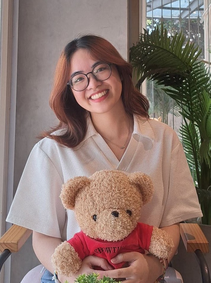 Giáo viên Ms. Ngân Anh - Langmaster